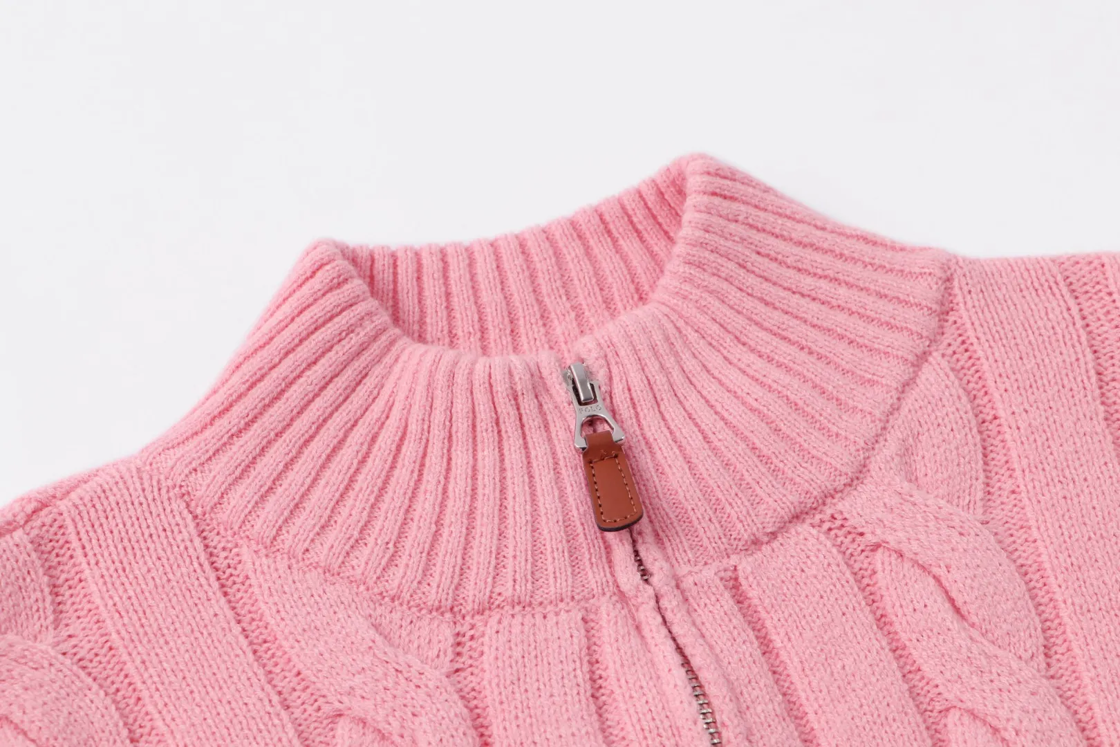 P230 RALPH LAUREN Ralph Lauren seven-color classic small label embroidered stand-collar long-sleeved half-zip knitted sweater tops for men and women seven colors Color: black white gray royal blue pink sky blue khaki code number: S M L XL material: cotton